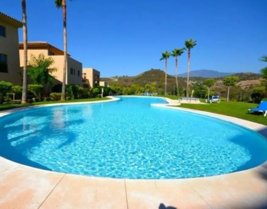 La Resina Golf And Country Club Estepona contacts